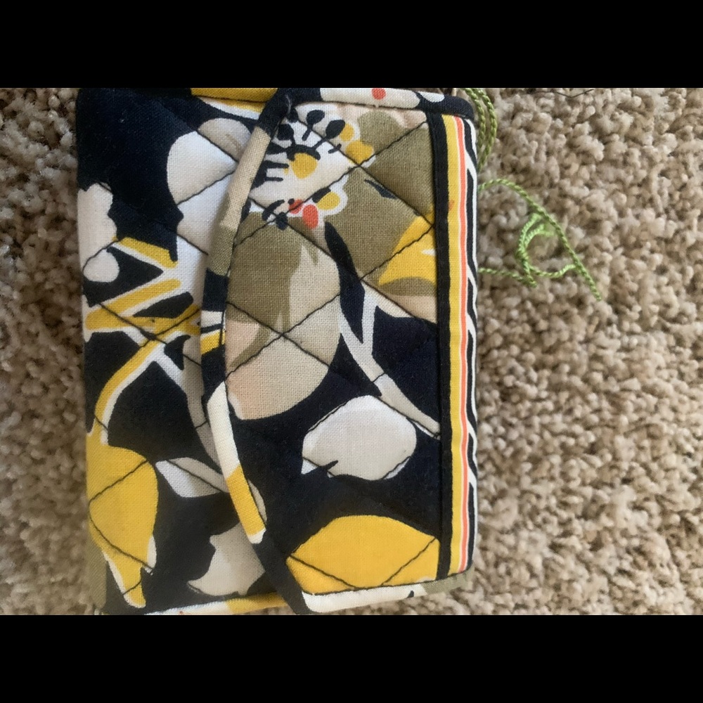 Vera Bradley wallet/wristlet